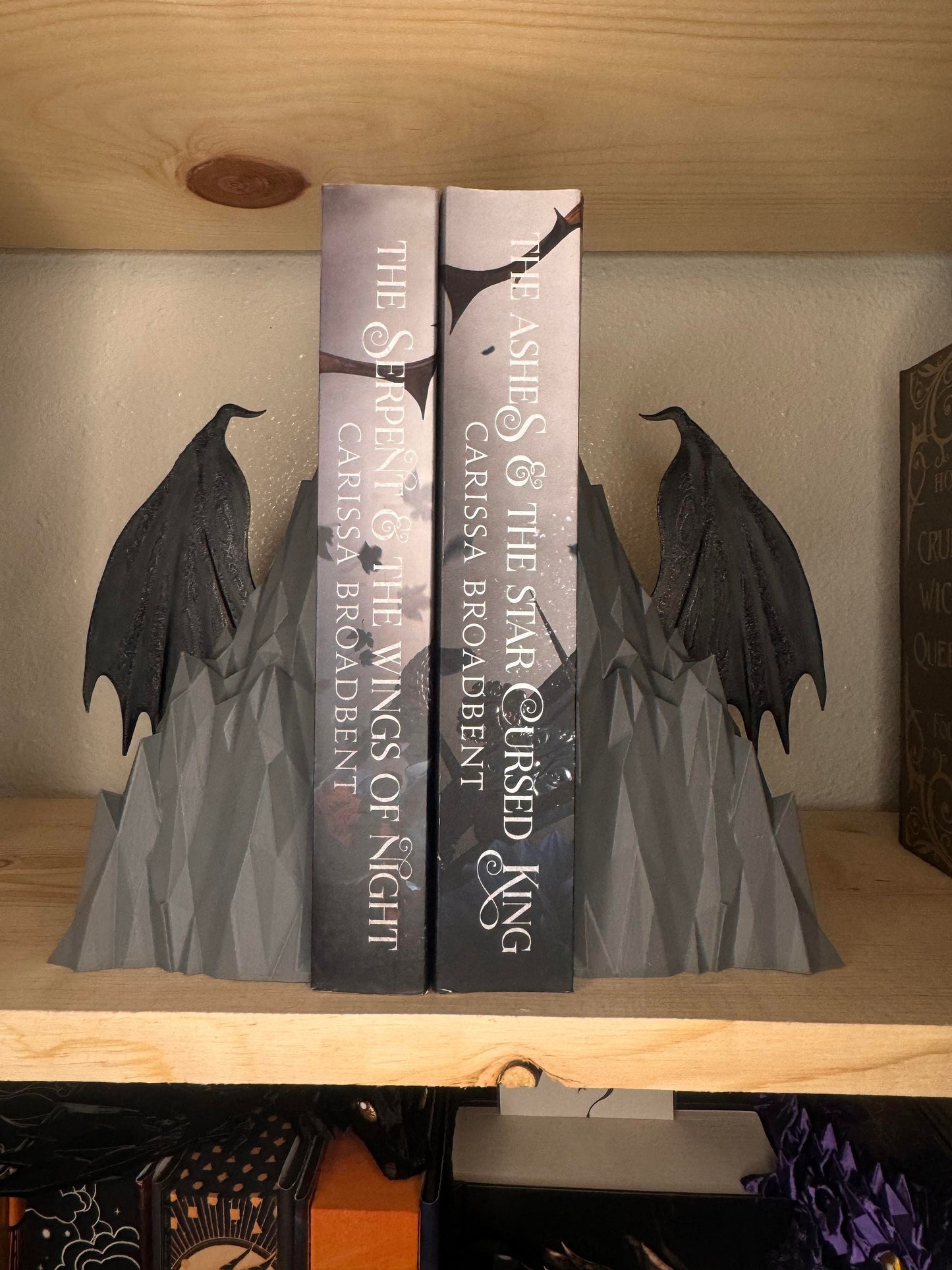 Mountain Wing set Book ends | Perfect for any vampire, Fae, winged characters | Gifts | Fantasy | Books