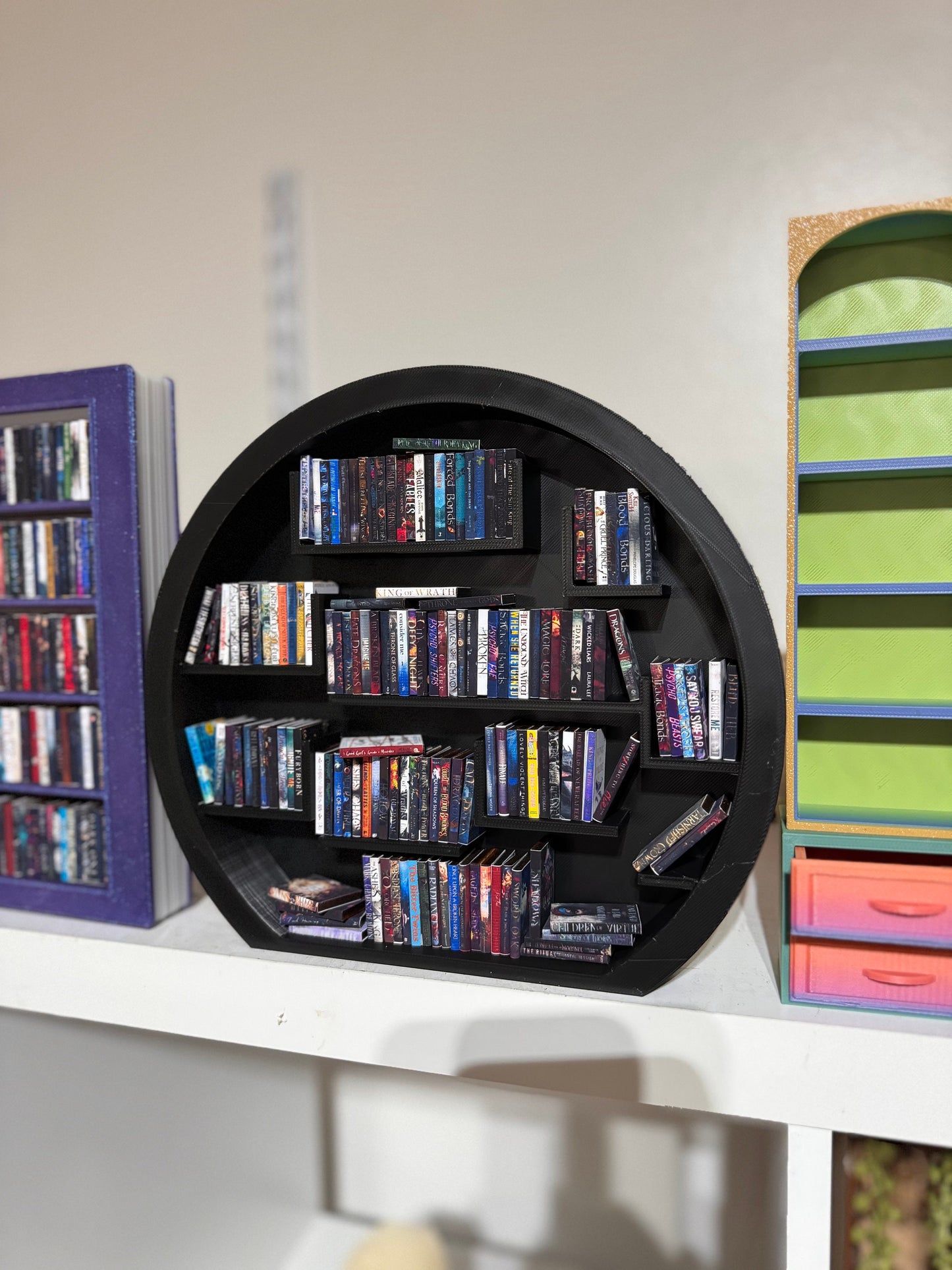 Round Miniature Bookshelf for 1.1in tall books| Mini Bookcase| Books| Miniature Doll House Book shelf| 3d Printed | Handmade| TBR|