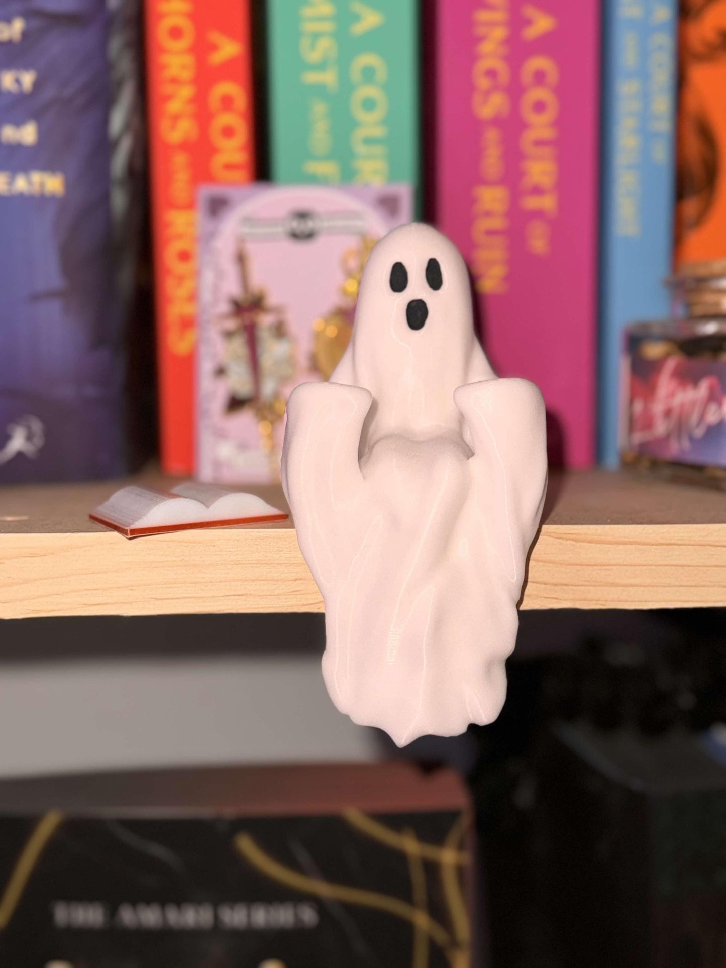 Reading Ghost